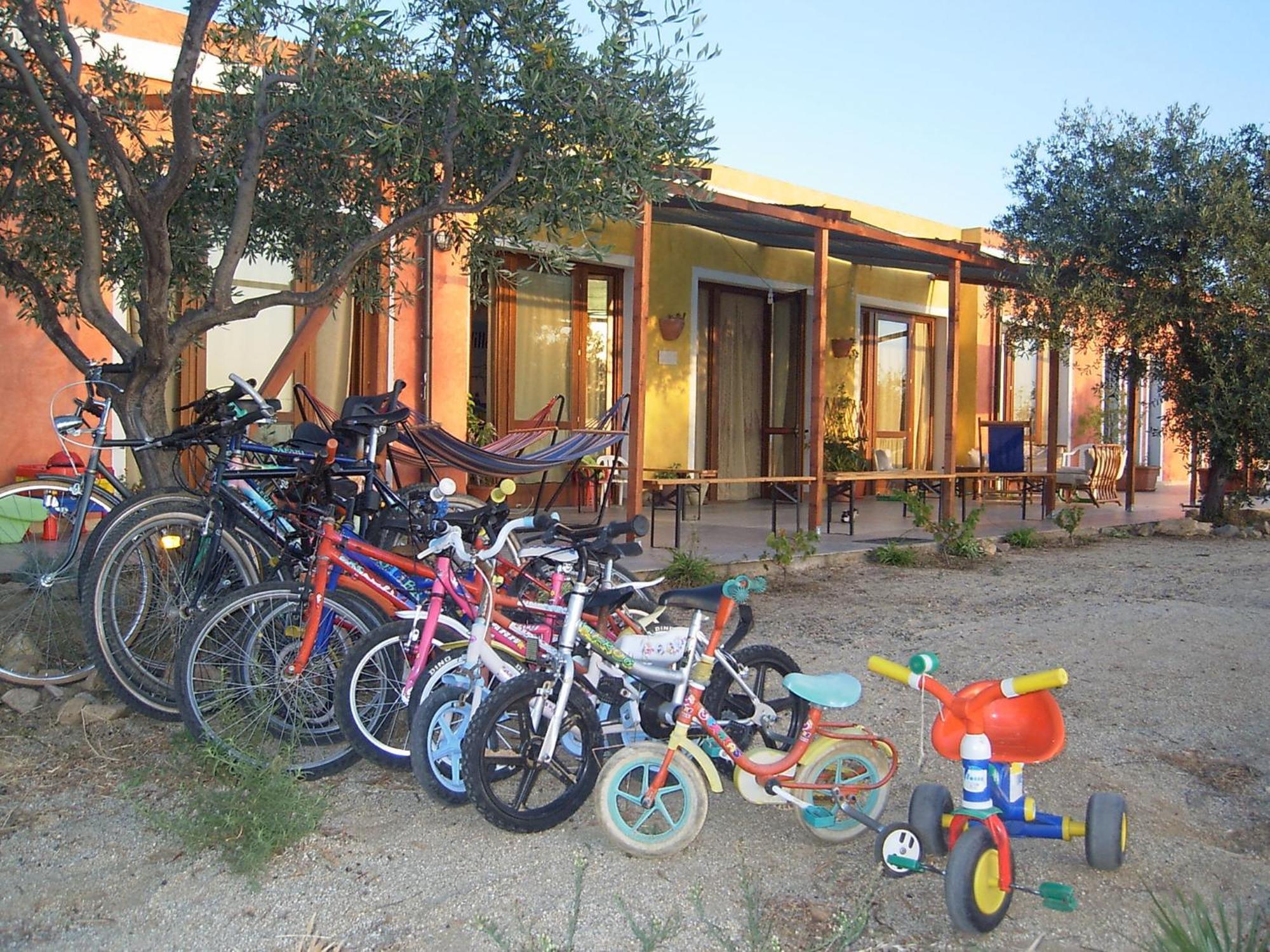 B&B Casa Per Ferie Villaggiocarovana Castiadas Luaran gambar