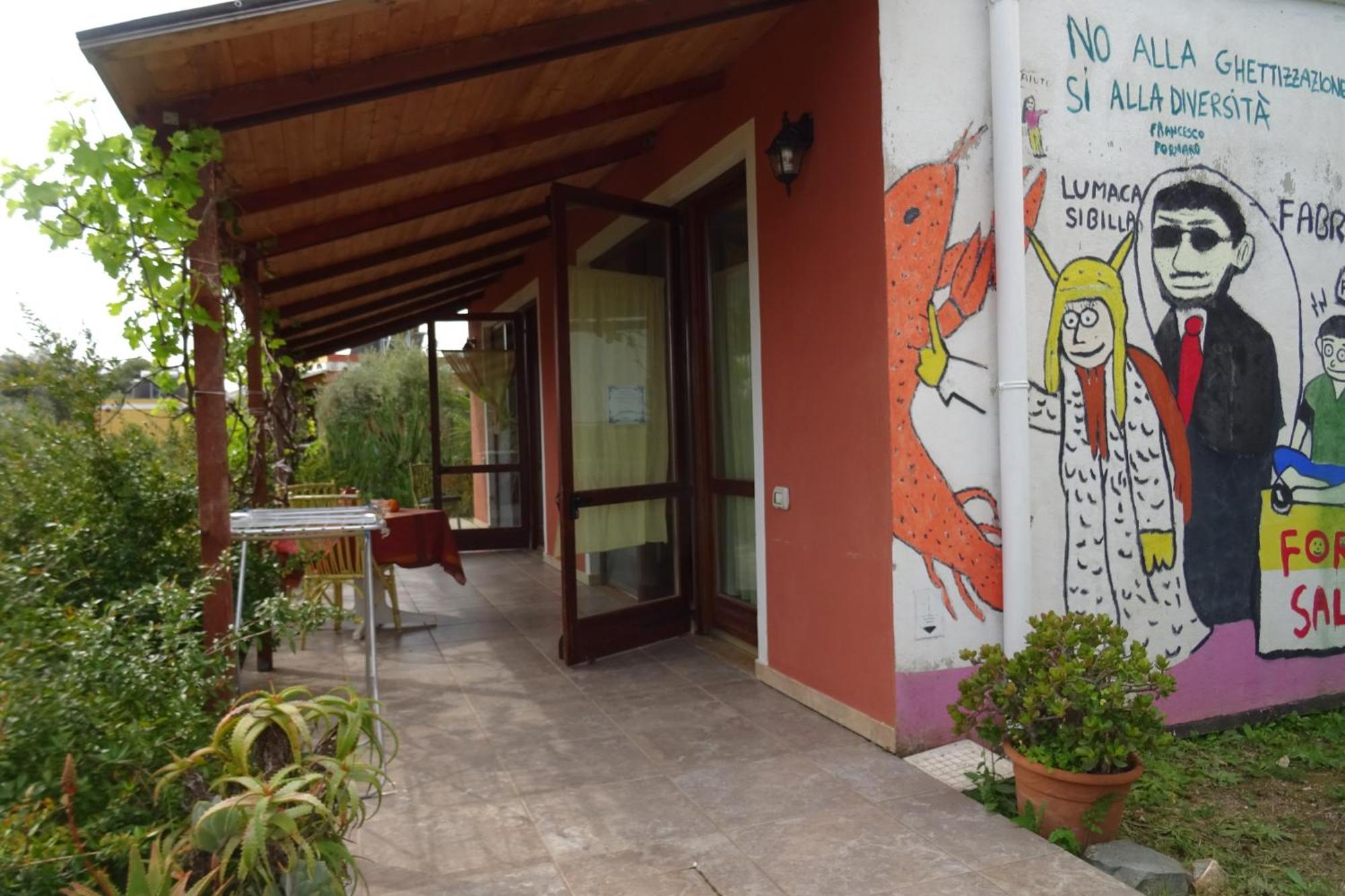 B&B Casa Per Ferie Villaggiocarovana Castiadas Luaran gambar
